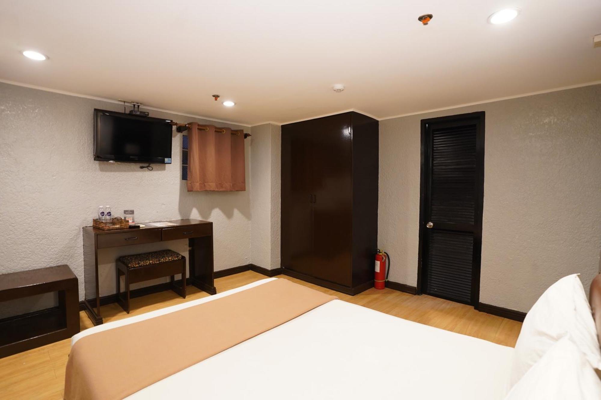 Arzo Hotel Manila Dış mekan fotoğraf